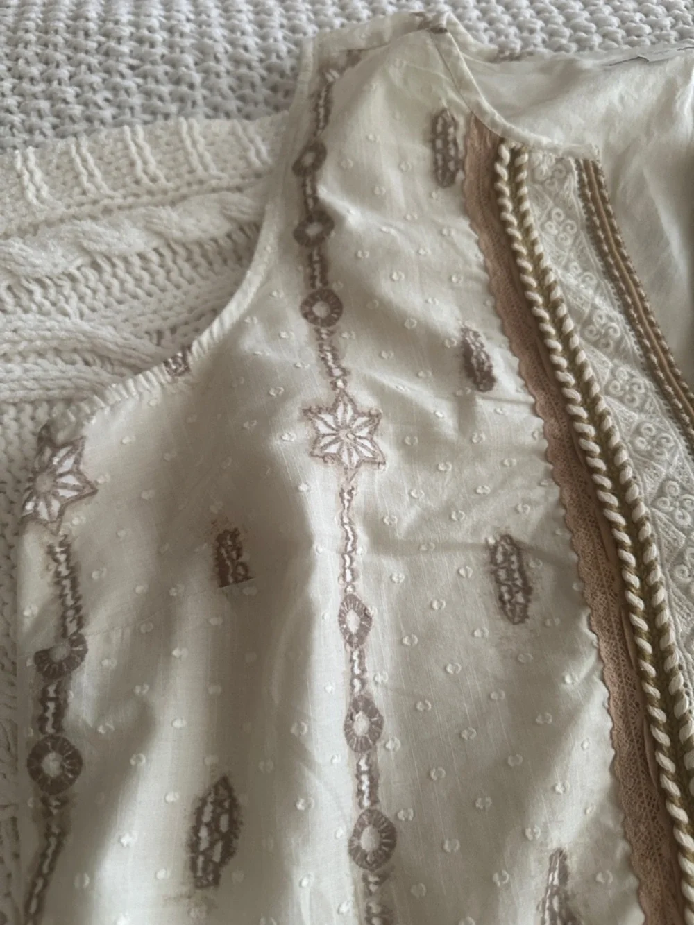 100% Cotton - White/Cream Embroidered Summer Dress - Neutral Floral + Pockets - Picture 3 of 12